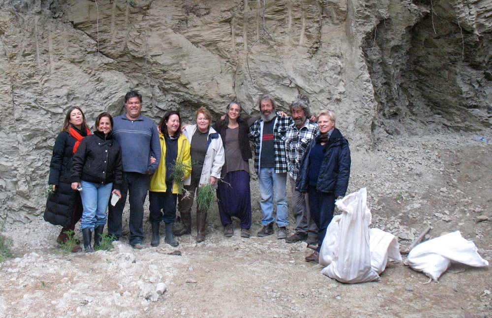 Collecting clay with the local potters